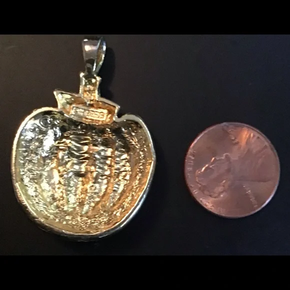 Gold tone Halloween pumpkin pendant - Picture 3 of 3